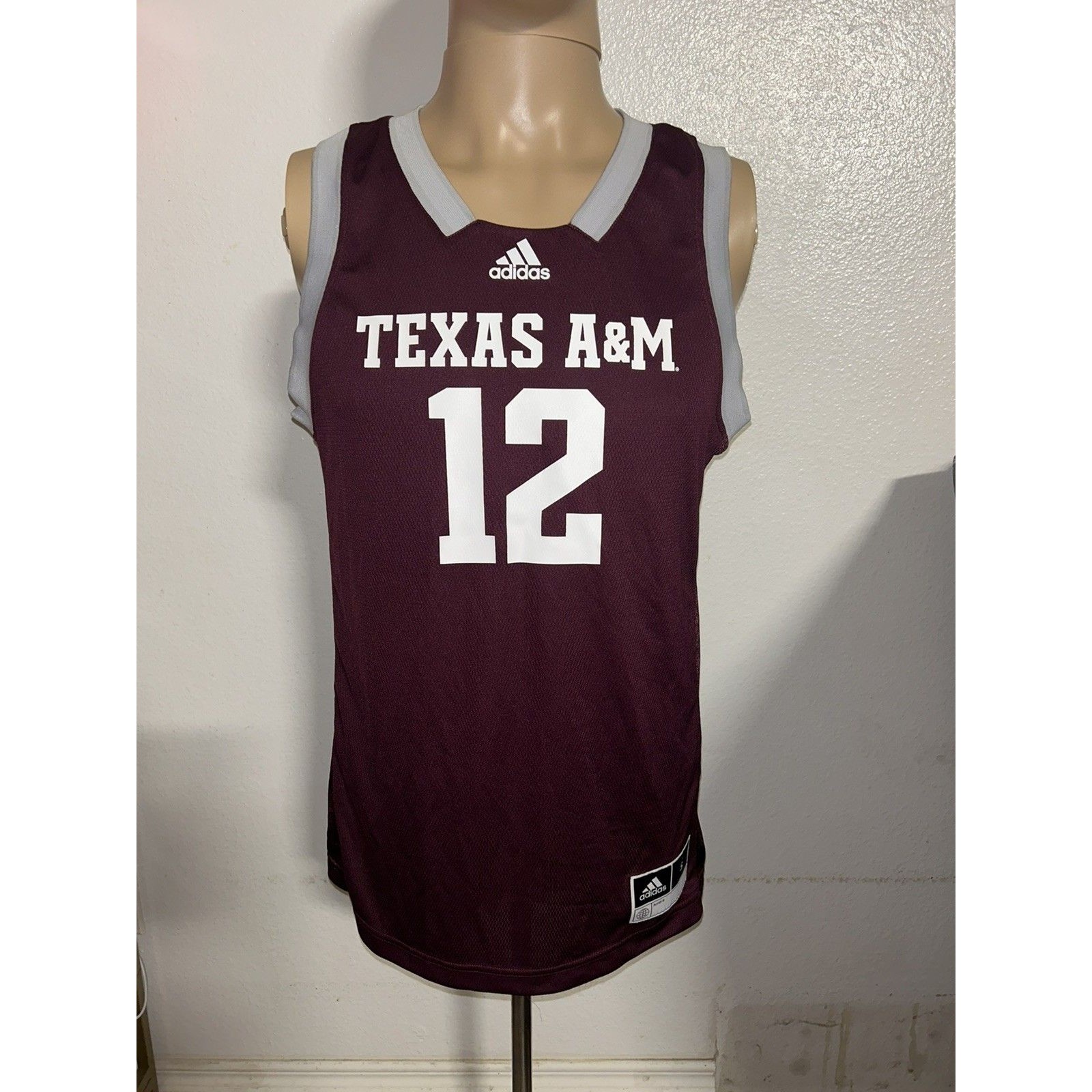 Texas AM Aggies Jersey Mens Maroon White Sec Ncaa Basketball Adidas  12 Sz S